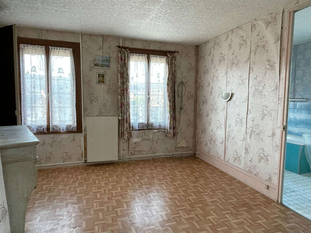 Maison à SAINT-PIERRE-LES-ELBEUF