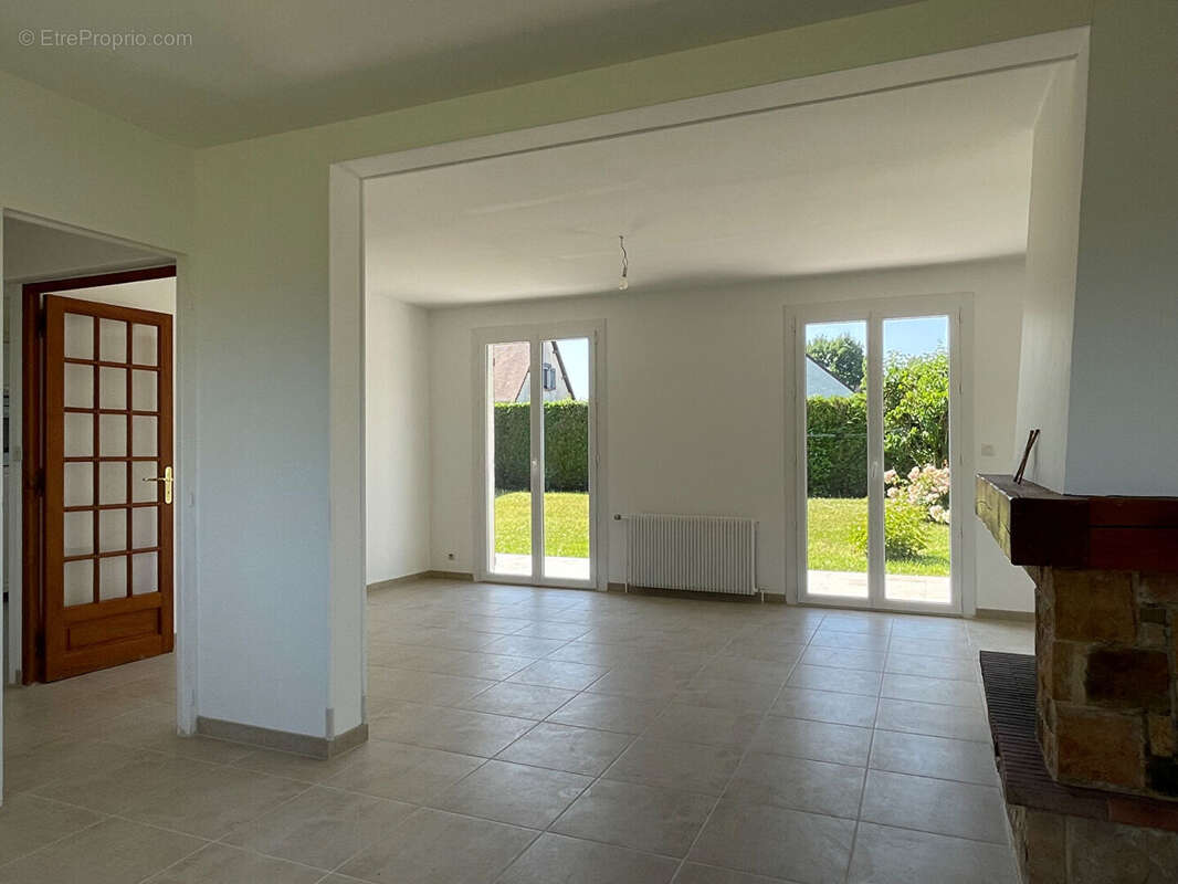 Maison à LA SAUSSAYE