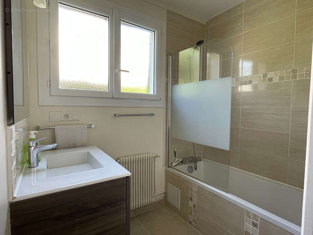 Maison à LA SAUSSAYE