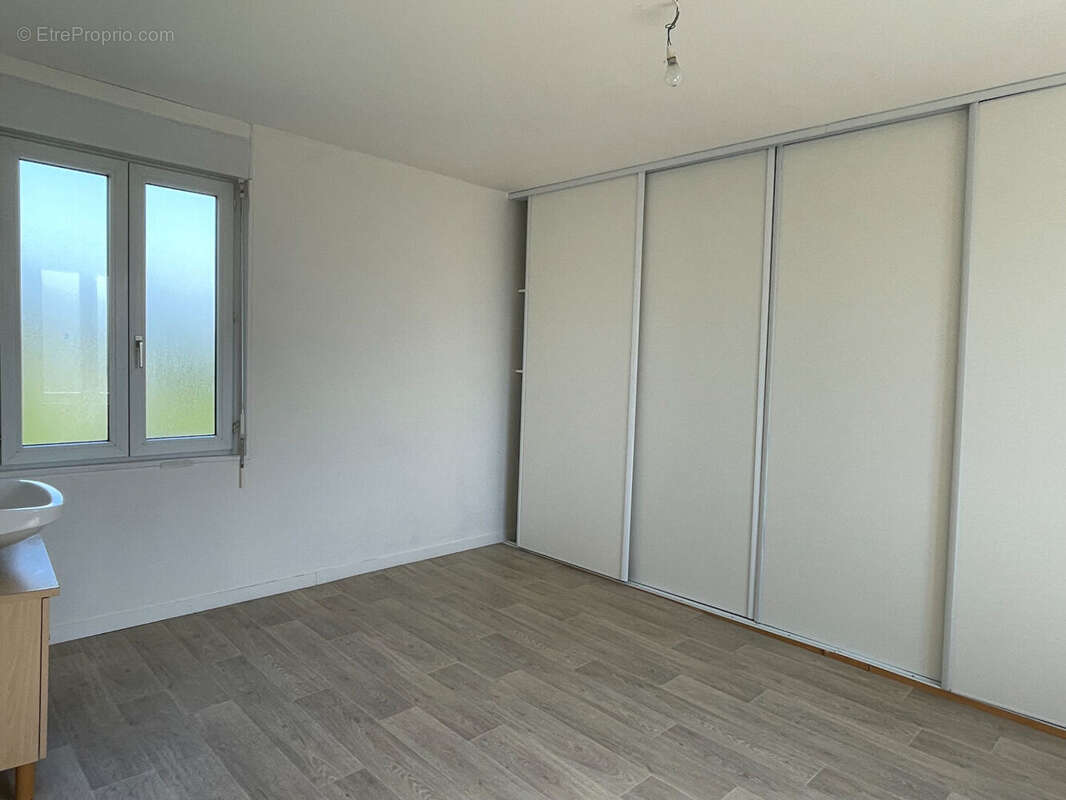 Maison à LA SAUSSAYE