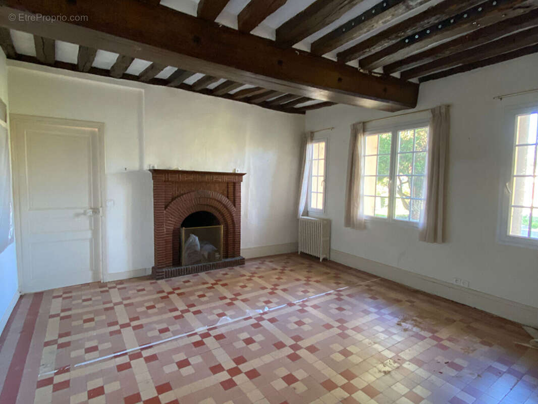 Maison à LA SAUSSAYE