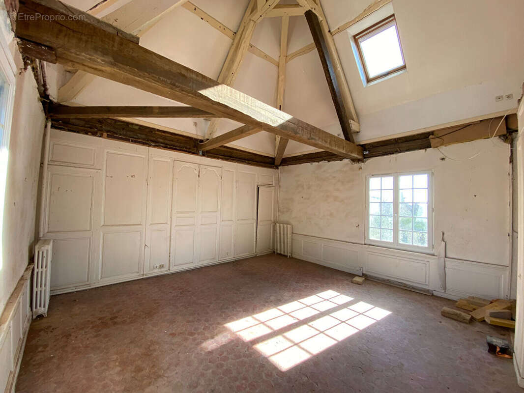 Maison à LA SAUSSAYE