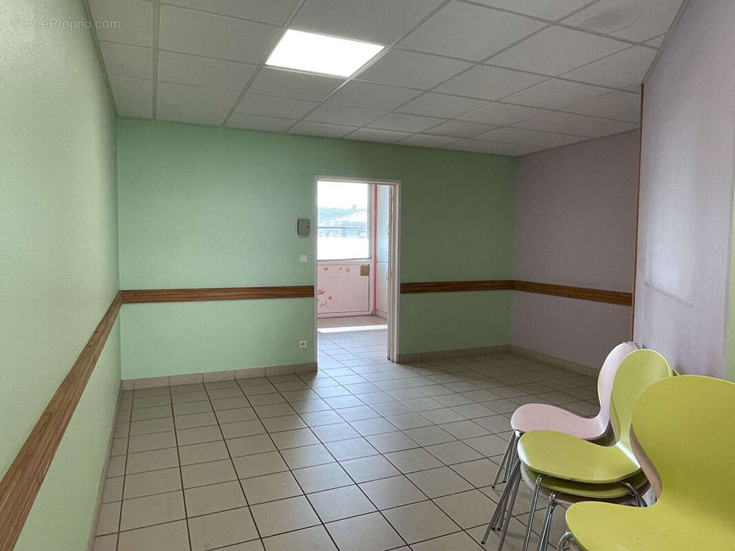 Commerce à SAINT-AUBIN-LES-ELBEUF