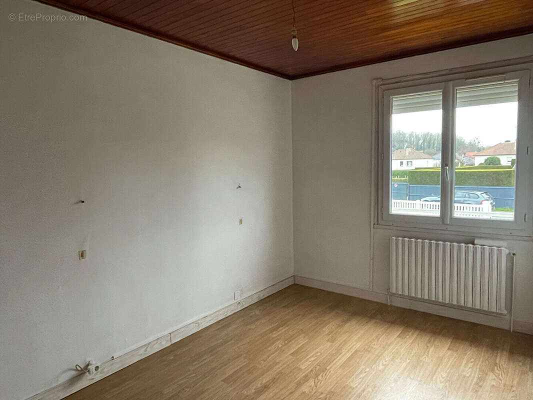 Maison à LA SAUSSAYE