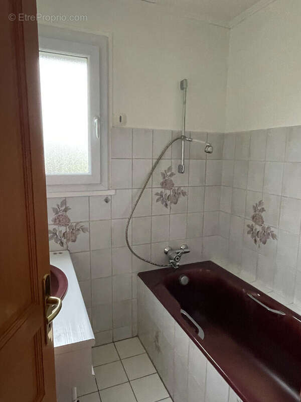 Maison à LA SAUSSAYE