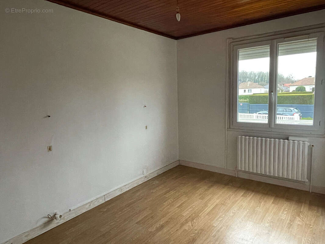 Maison à LA SAUSSAYE