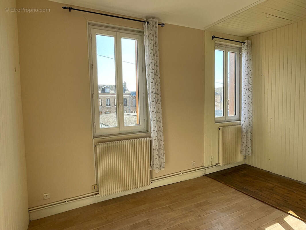 Maison à CAUDEBEC-LES-ELBEUF