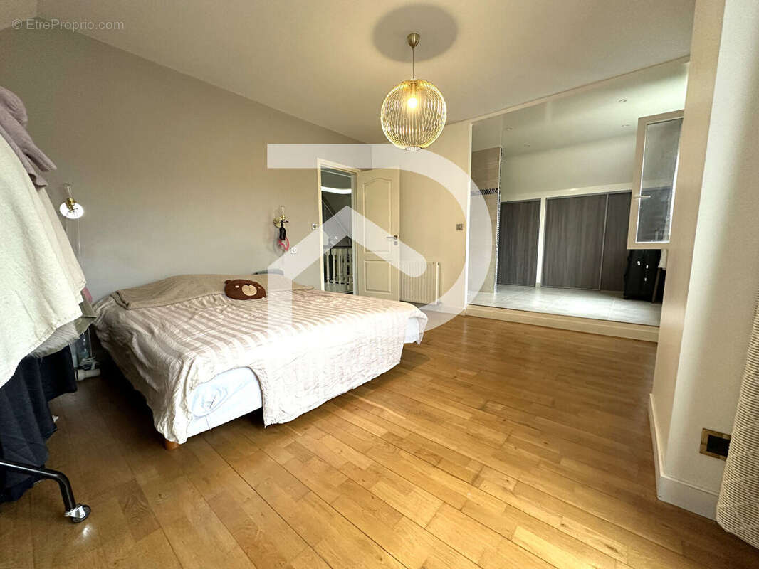 Maison à LAIGNEVILLE