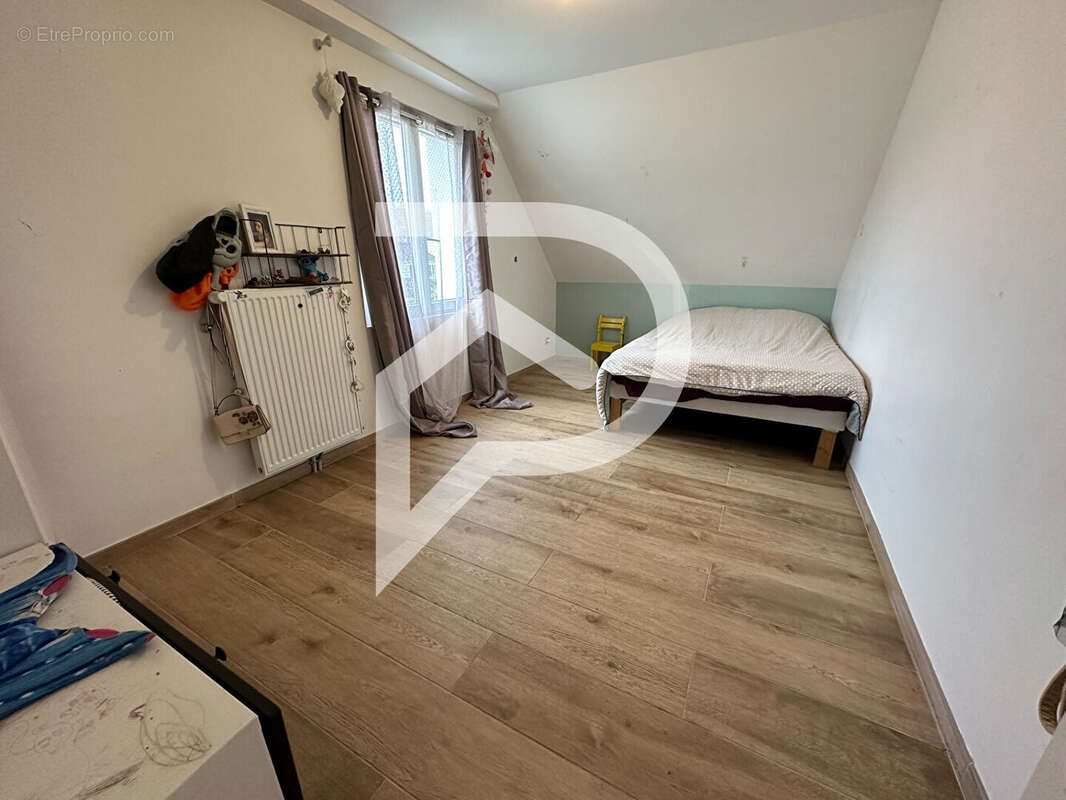 Maison à LAIGNEVILLE