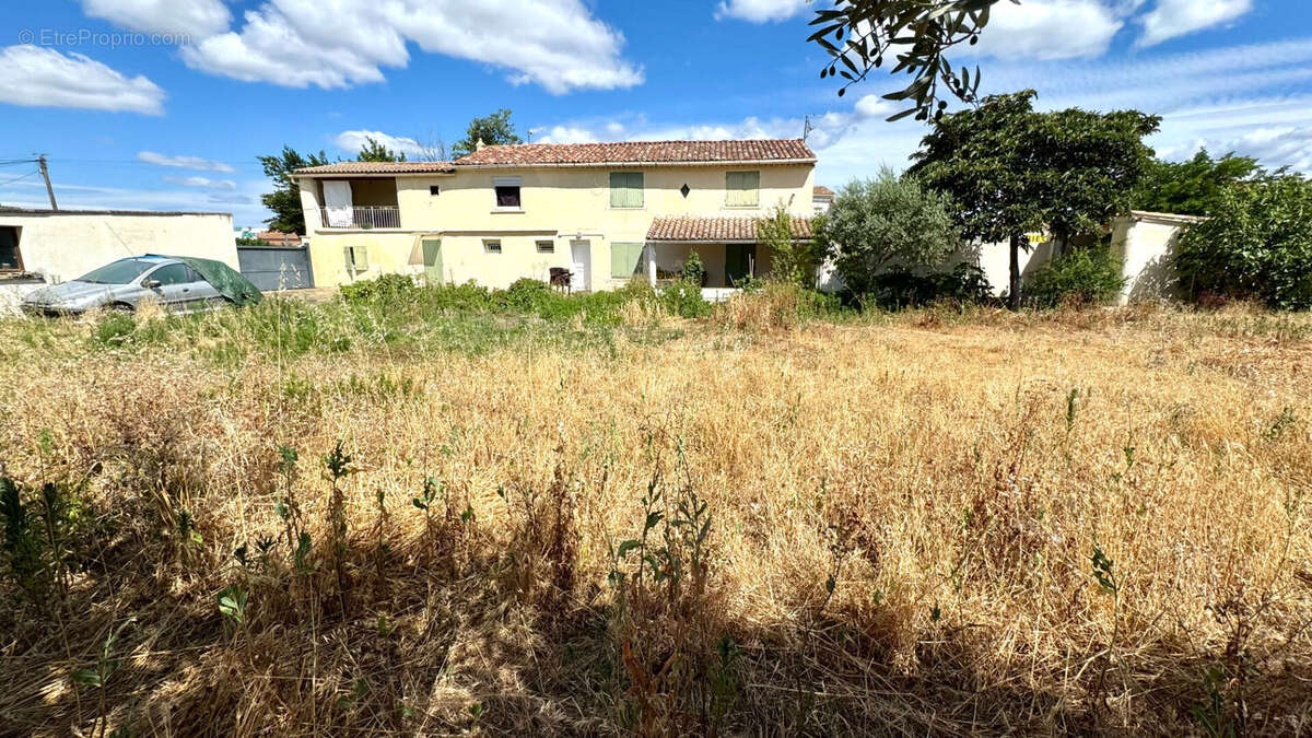 Terrain à CARPENTRAS