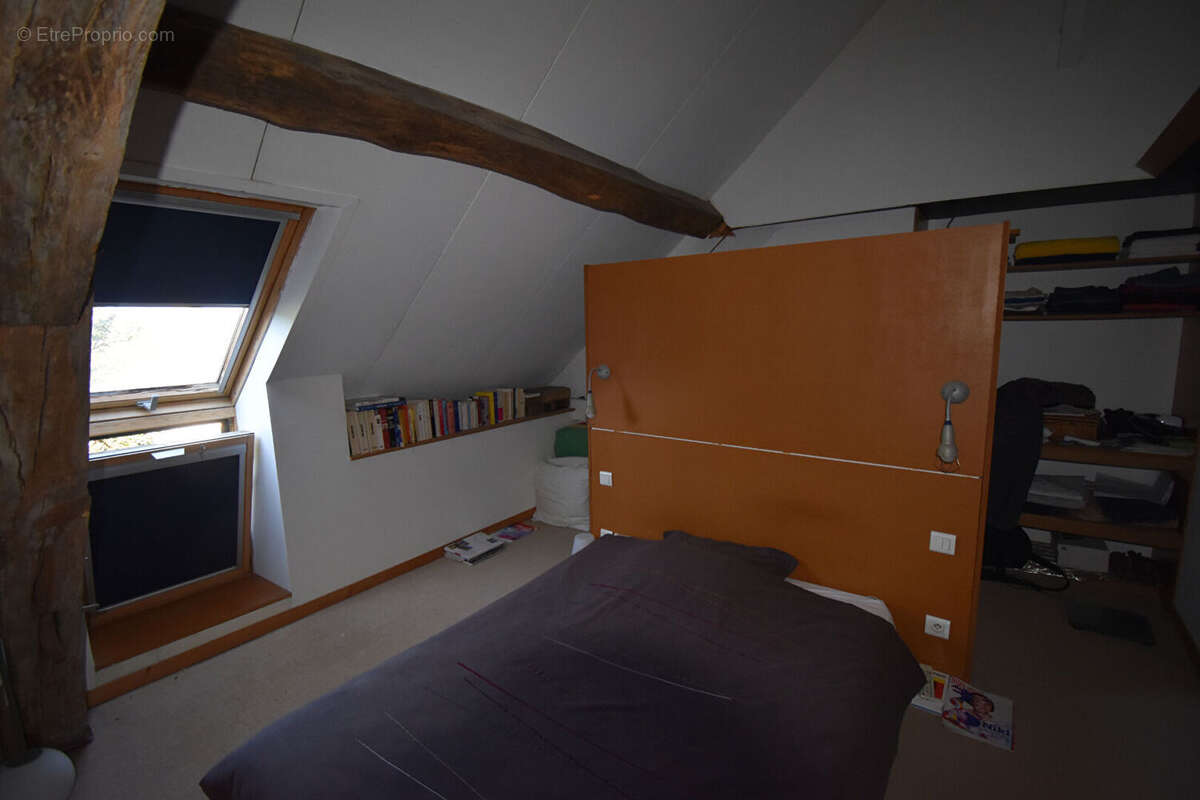 Maison à VARENNES-VAUZELLES