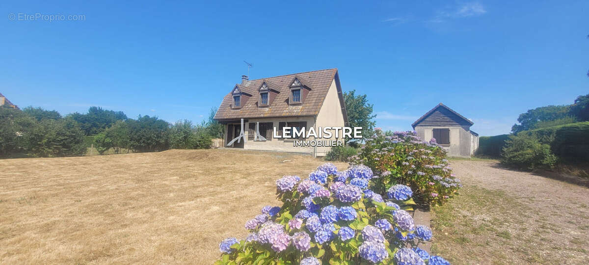 Maison à TRIQUERVILLE