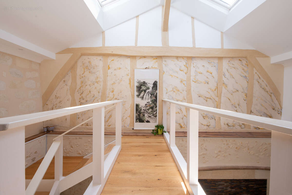 Maison à SAINT-CAPRAIS-DE-BORDEAUX