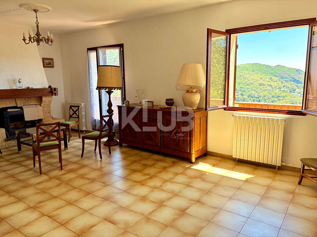 Maison à SANTA-MARIA-DI-LOTA