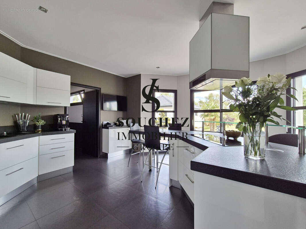 Maison à BOUVIGNY-BOYEFFLES