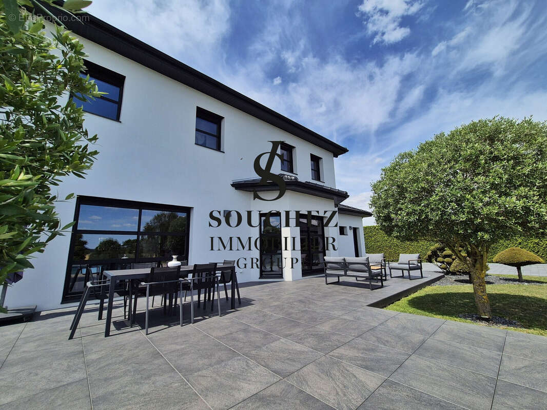 Maison à BOUVIGNY-BOYEFFLES