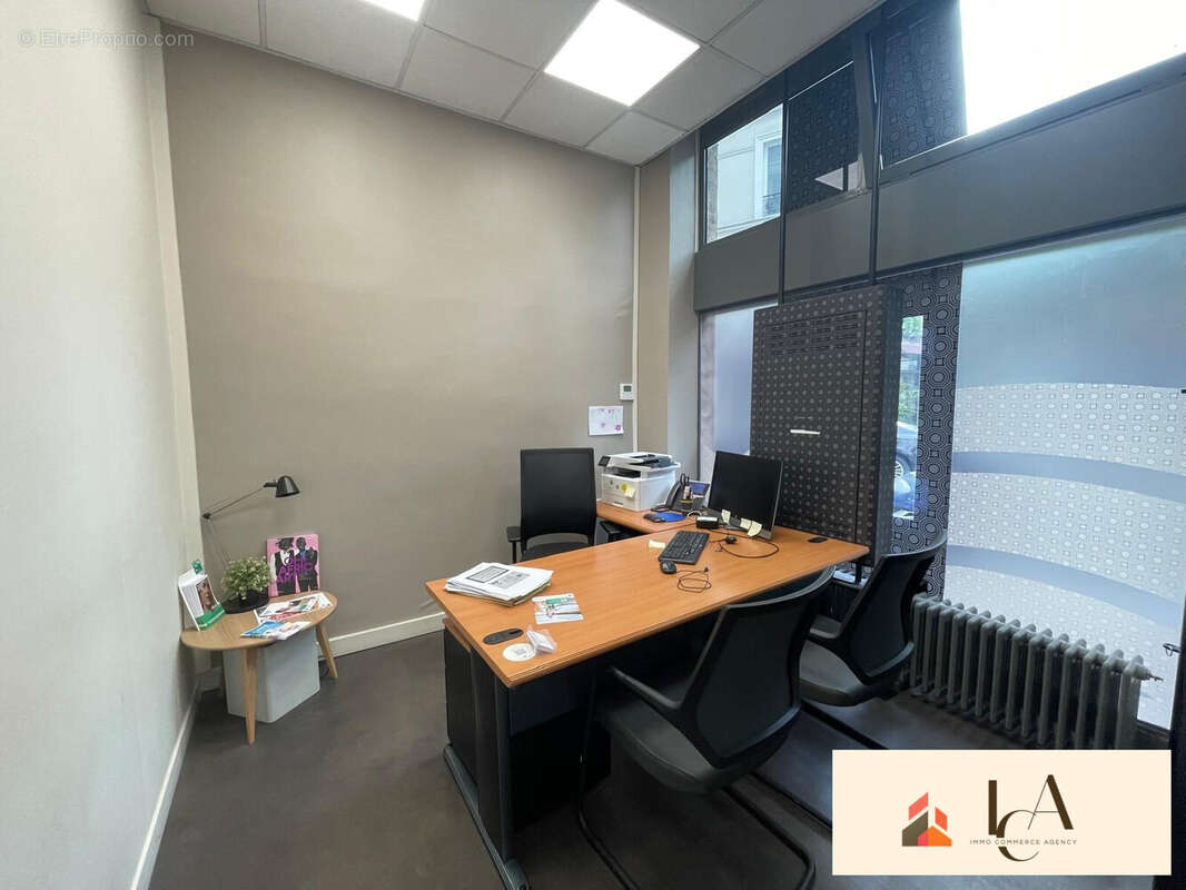 Commerce à PARIS-7E