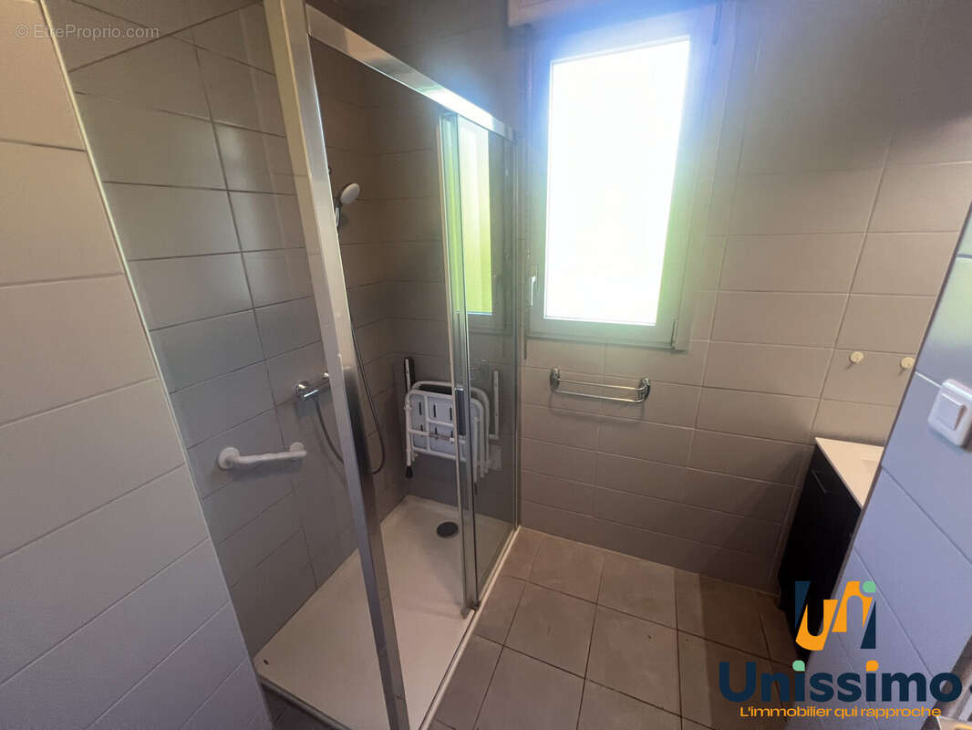 Maison à COLOMBIER-FONTAINE