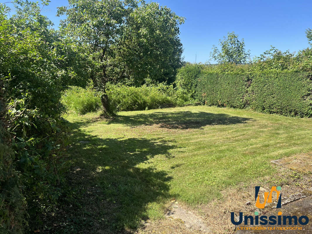 Maison à COLOMBIER-FONTAINE