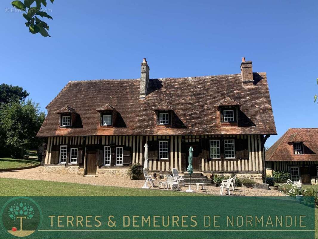 Maison à PONT-L&#039;EVEQUE