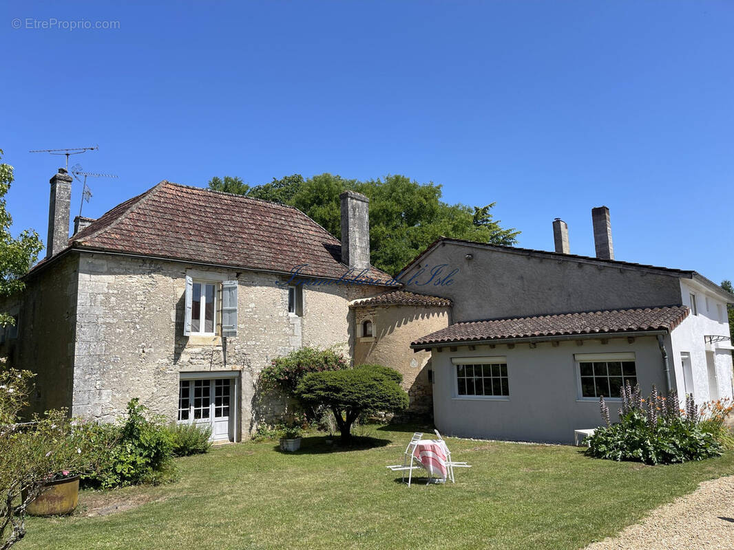 Maison à SAINT-JORY-LAS-BLOUX