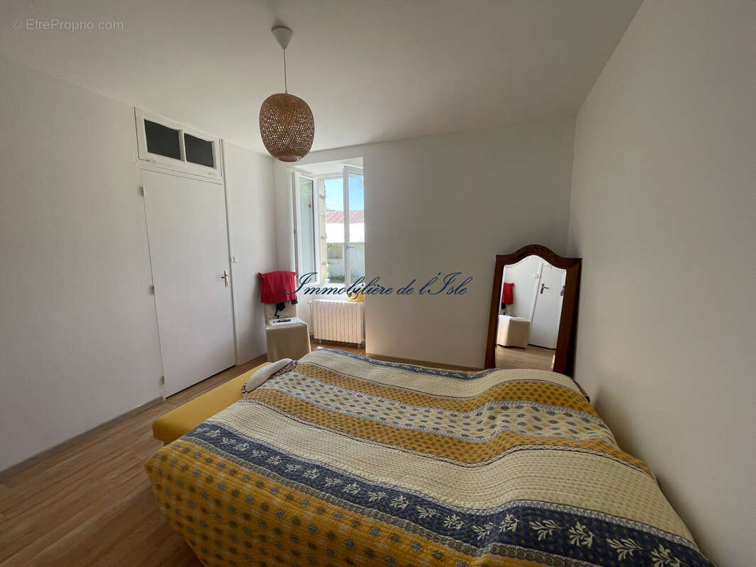 Maison à SAINT-JORY-LAS-BLOUX