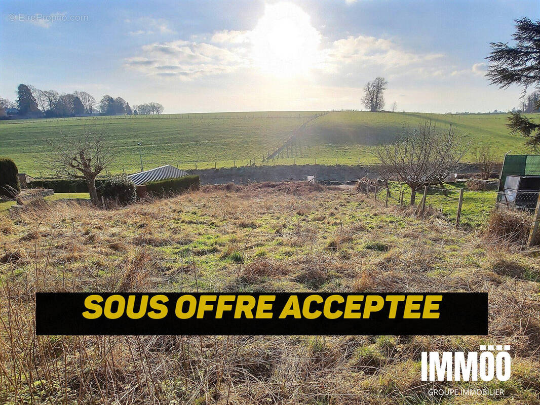 Terrain à LA VAUPALIERE