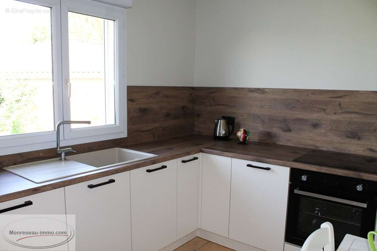 Maison à CHARNAY-LES-MACON