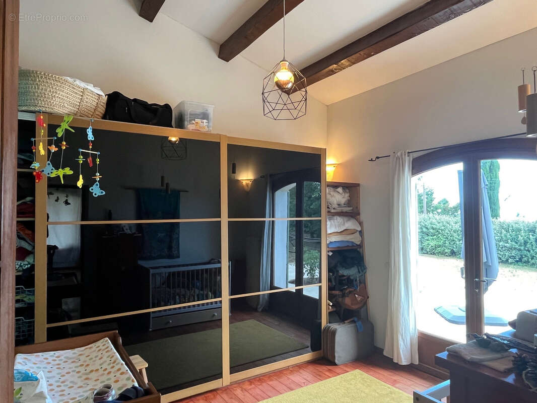 Maison à SAINT-CEZAIRE-SUR-SIAGNE