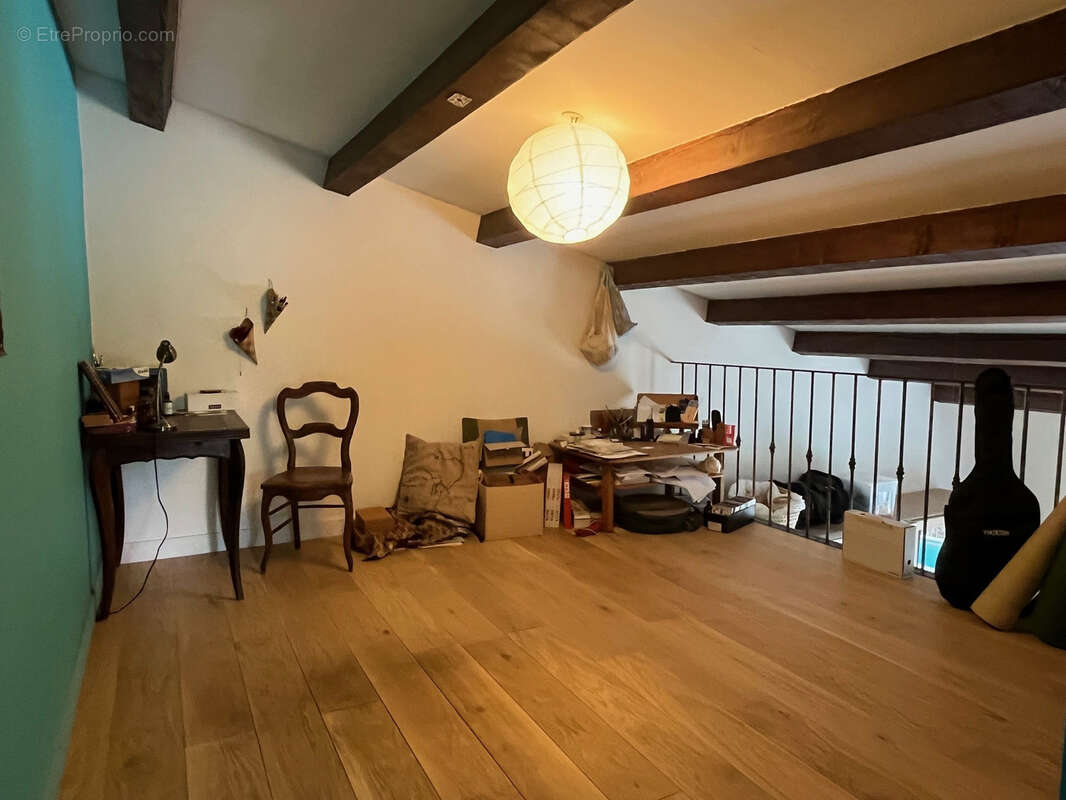 Maison à SAINT-CEZAIRE-SUR-SIAGNE