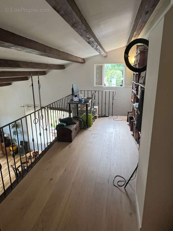 Maison à SAINT-CEZAIRE-SUR-SIAGNE