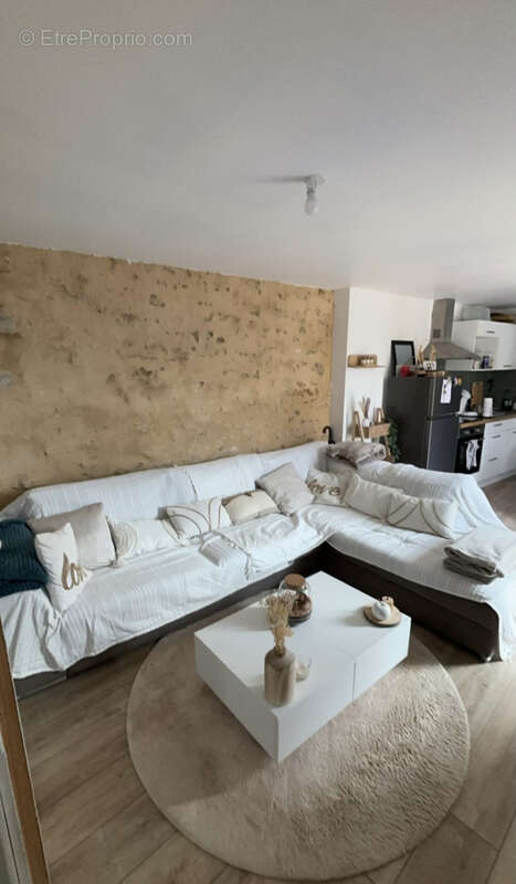 Appartement à ITEUIL