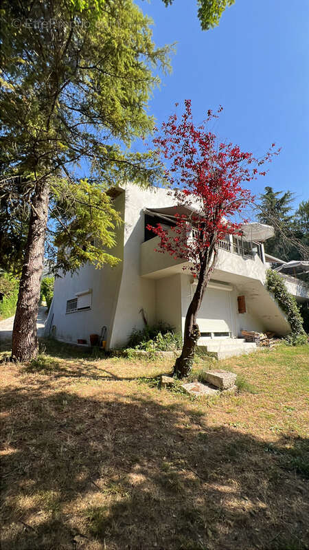 Maison à SAINT-JEANNET