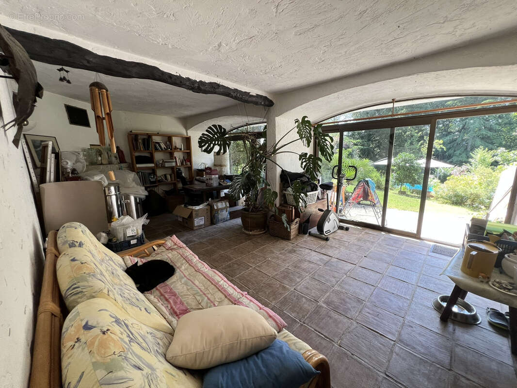 Maison à SAINT-JEANNET