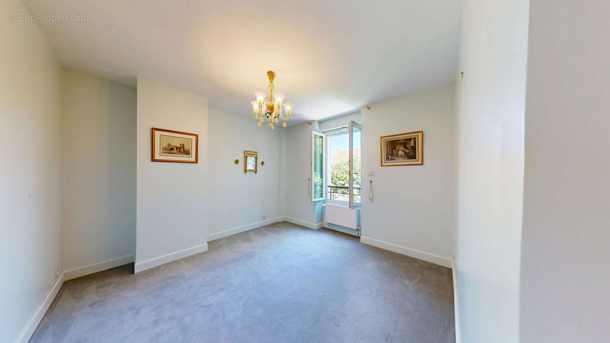 Maison à LES ALLUETS-LE-ROI