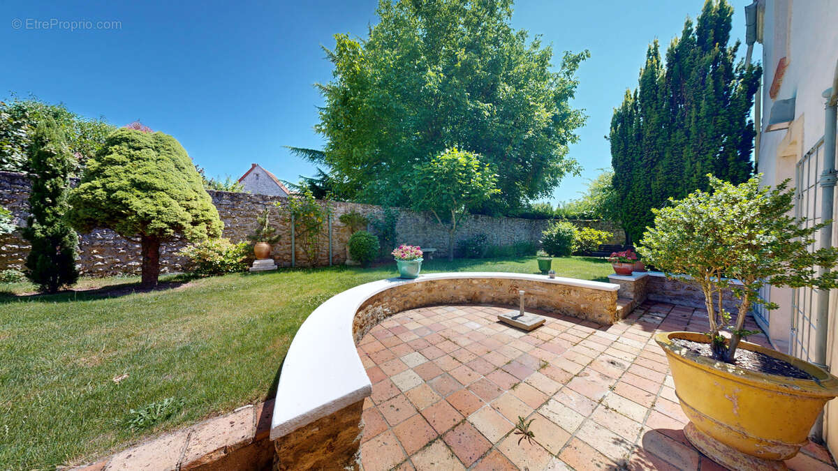 Maison à LES ALLUETS-LE-ROI