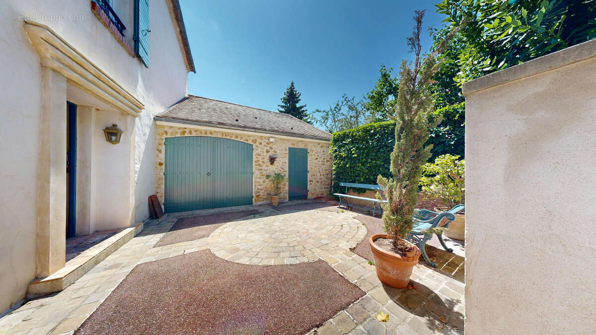 Maison à LES ALLUETS-LE-ROI