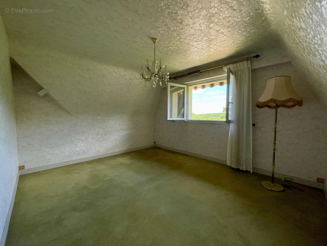 Maison à SAINT-OUEN-DU-TILLEUL