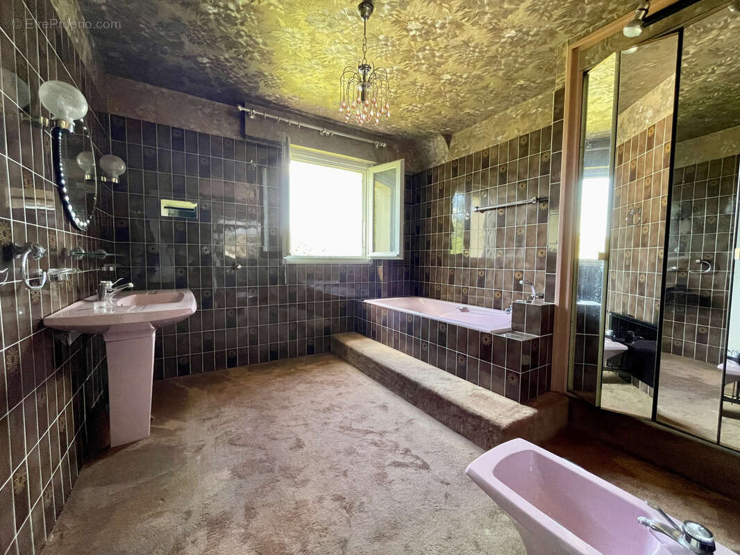 Maison à SAINT-OUEN-DU-TILLEUL