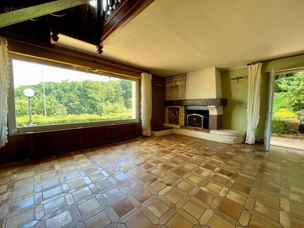 Maison à SAINT-OUEN-DU-TILLEUL