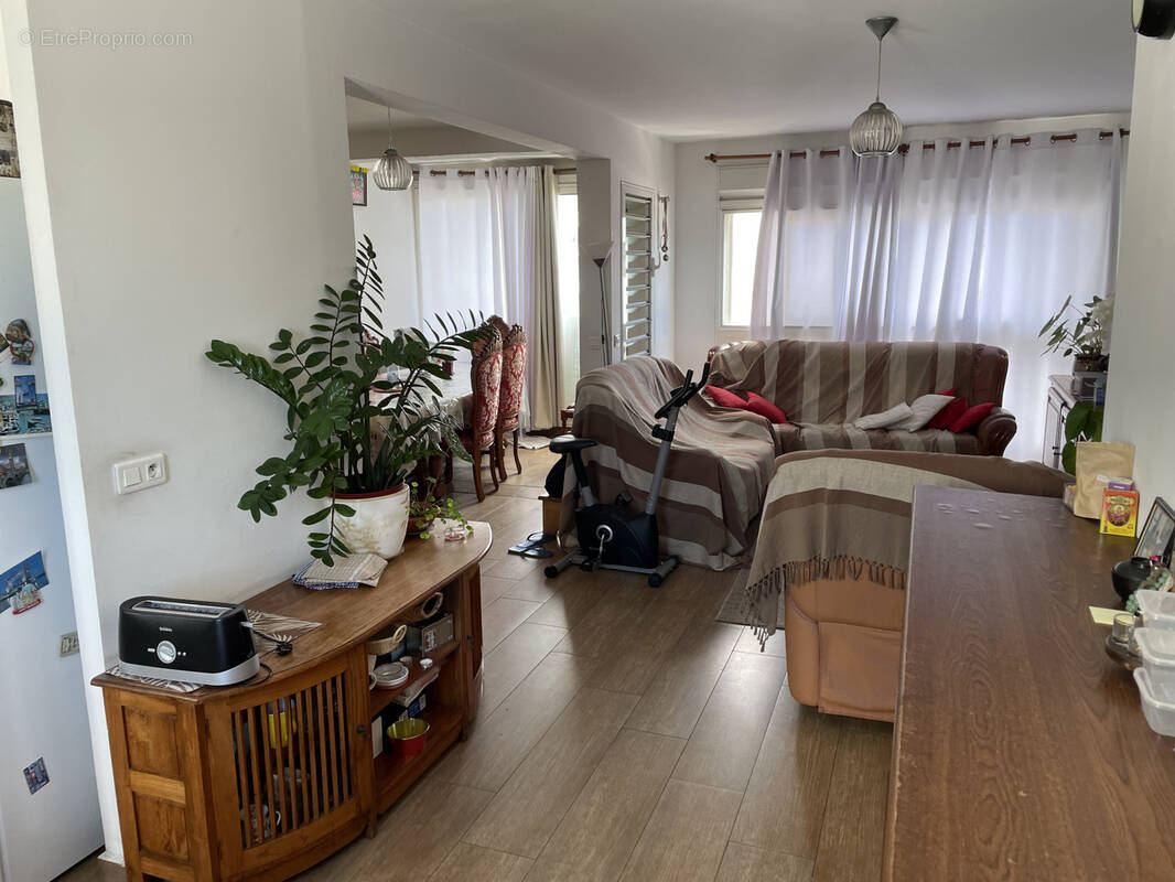 Appartement à SAINT-DENIS