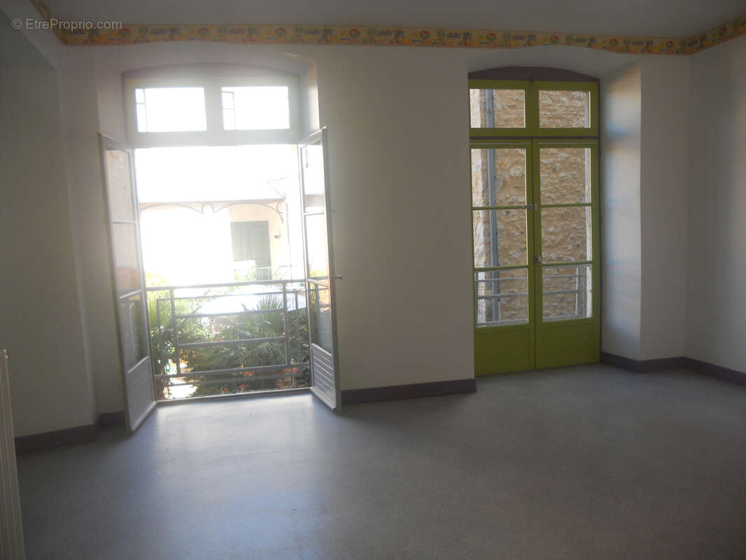 Maison à VILLEFRANCHE-DE-ROUERGUE