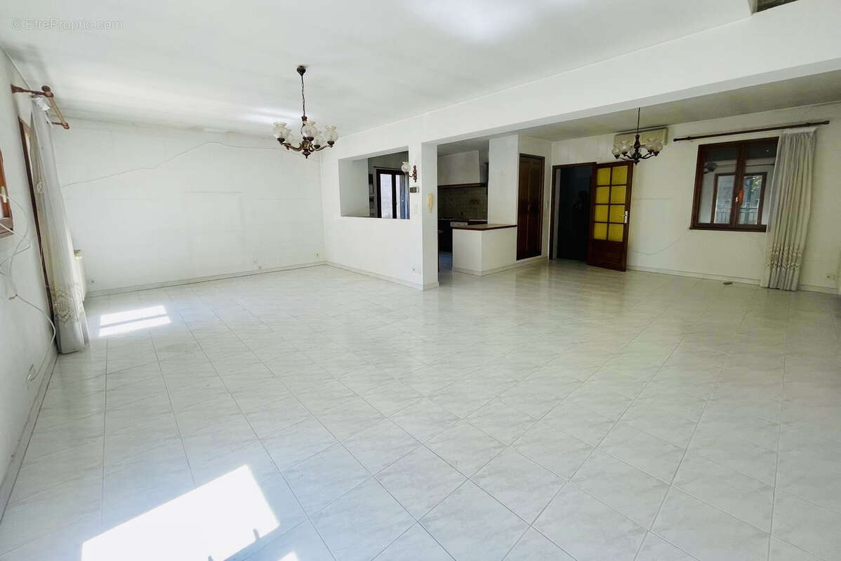 Maison à AIGUES-MORTES