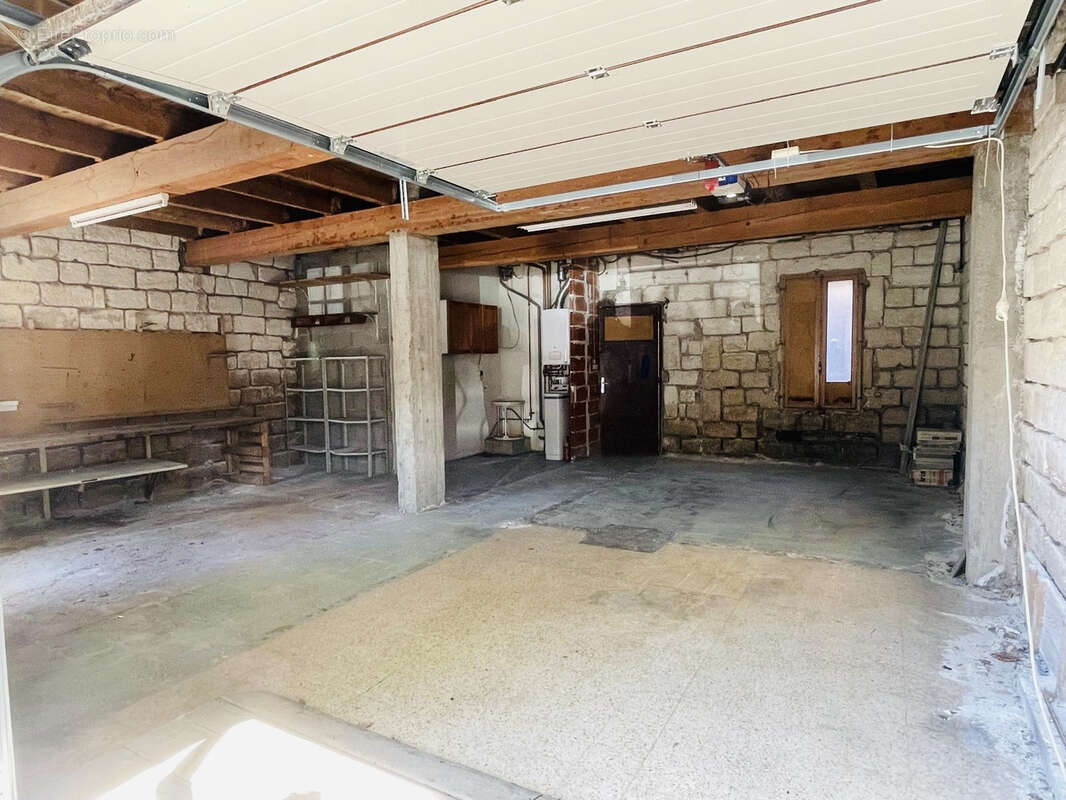 Maison à AIGUES-MORTES