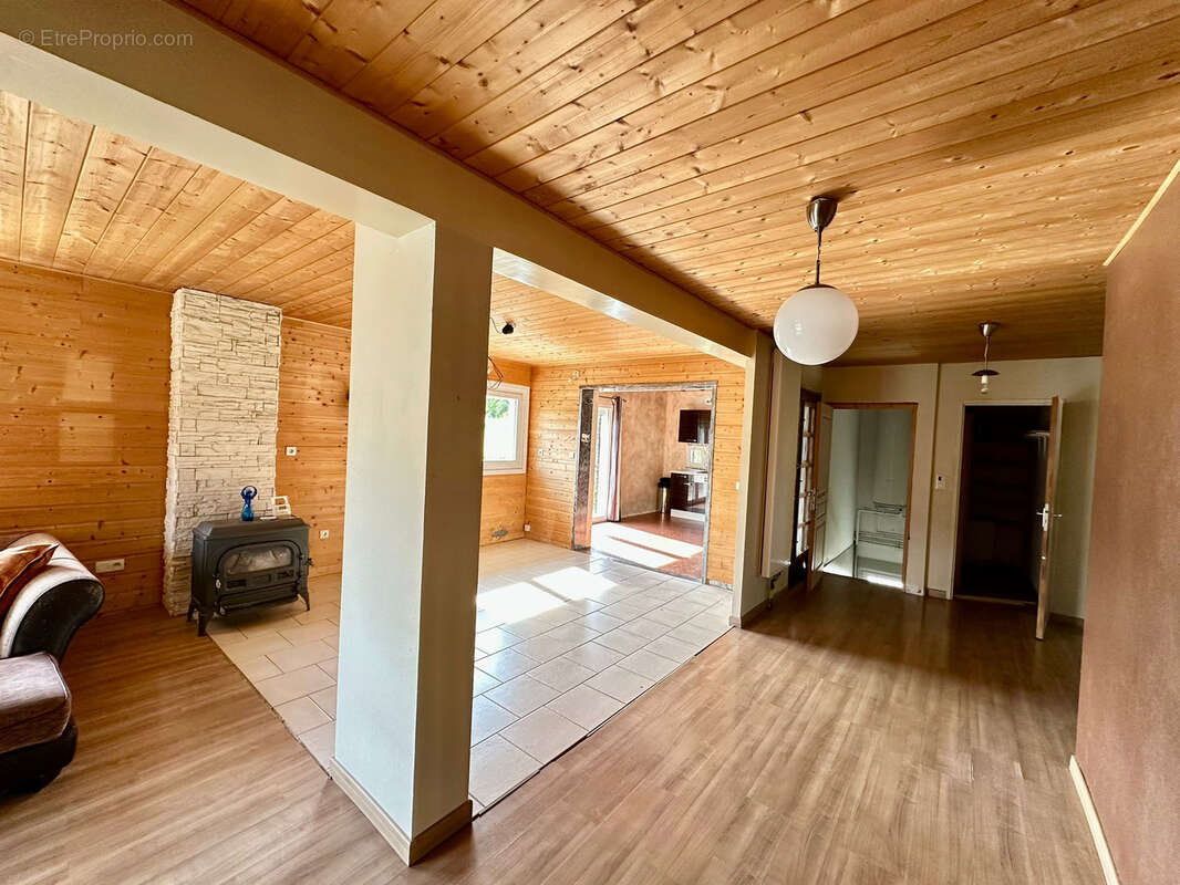 Maison à BAUME-LES-DAMES