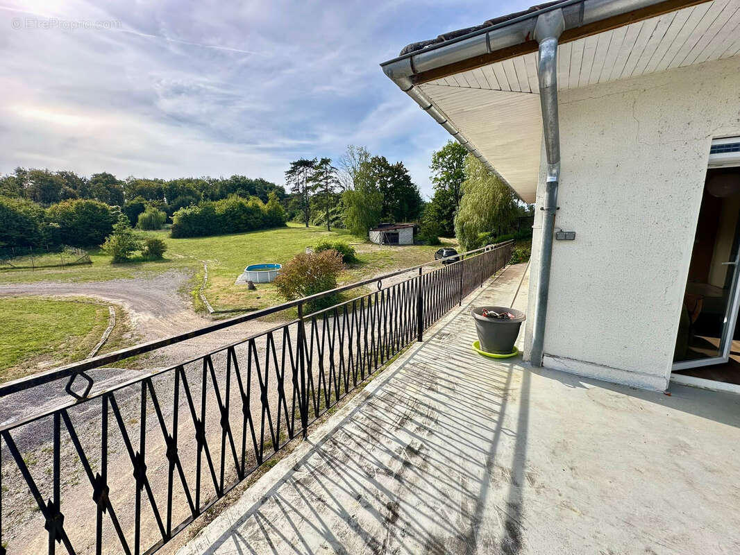 Maison à BAUME-LES-DAMES