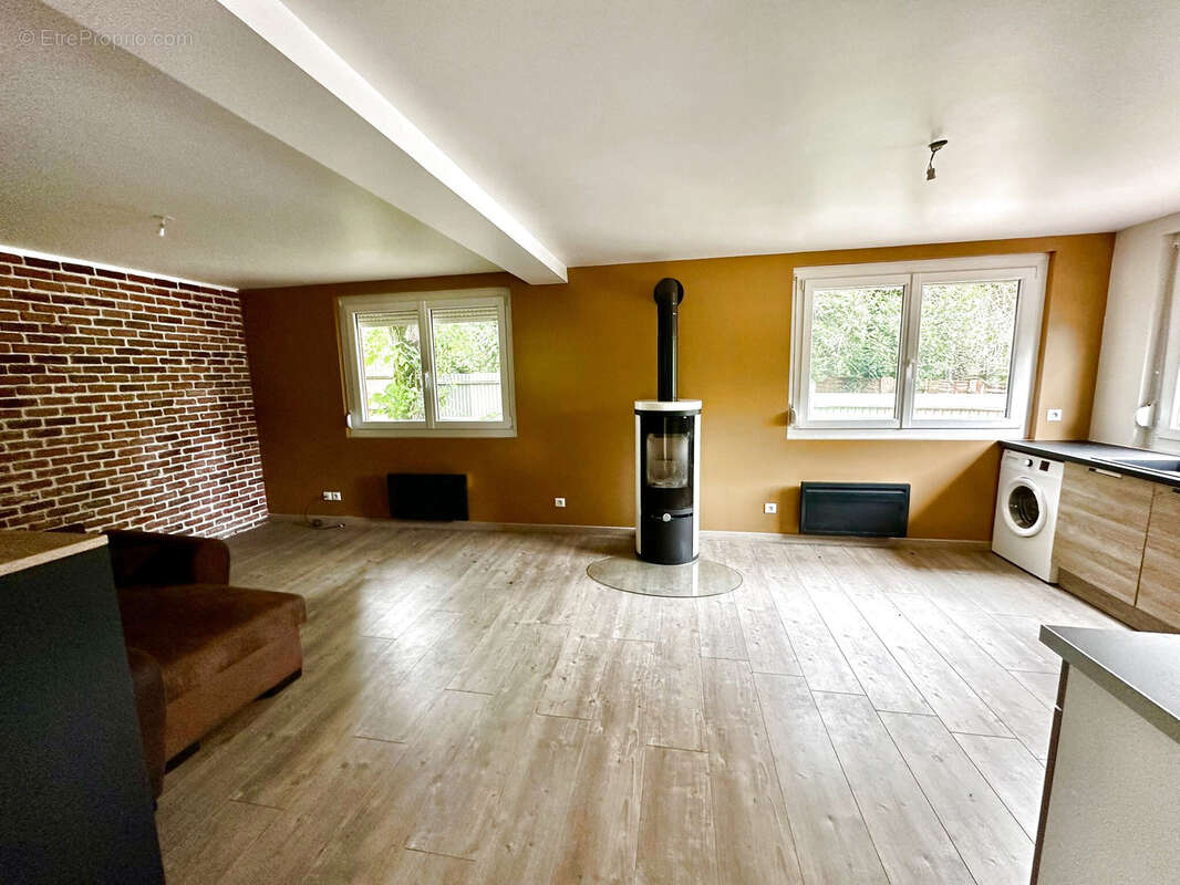 Maison à BAUME-LES-DAMES