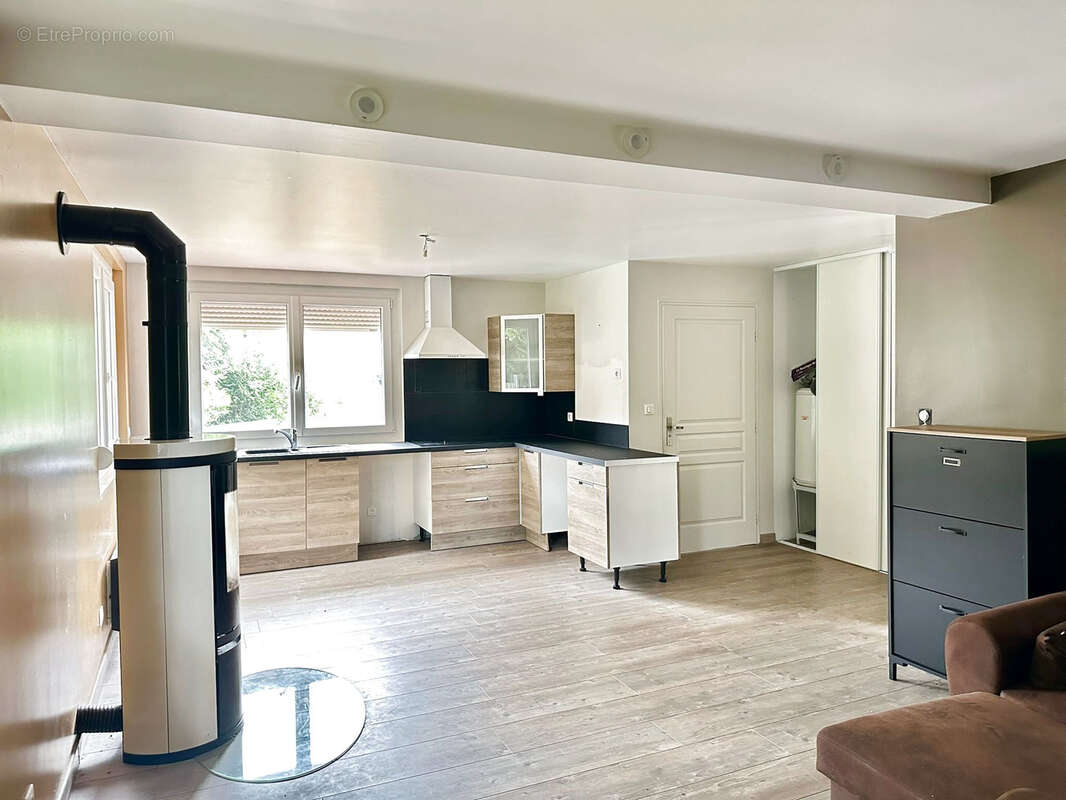 Maison à BAUME-LES-DAMES