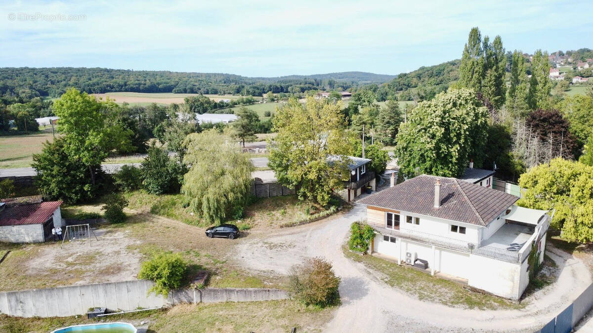 Maison à BAUME-LES-DAMES