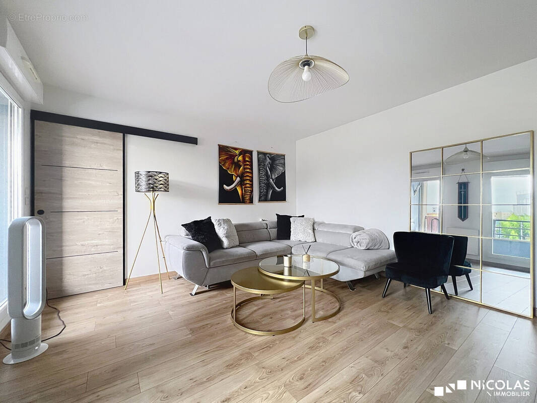 Appartement à BEGLES